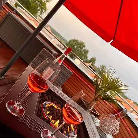 Nyaraló Nachtigall *